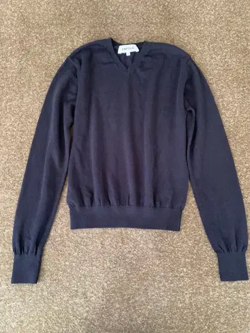 엔폴드 V넥 니트 스웨터 네이비 캐시미어 38