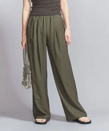 새상품 핀스트라이프 와이드 이지 팬츠 워셔블 그린