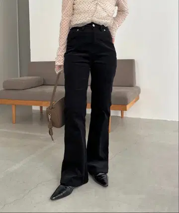 카프리슈 마쥬 코듀로이 플레어 팬츠