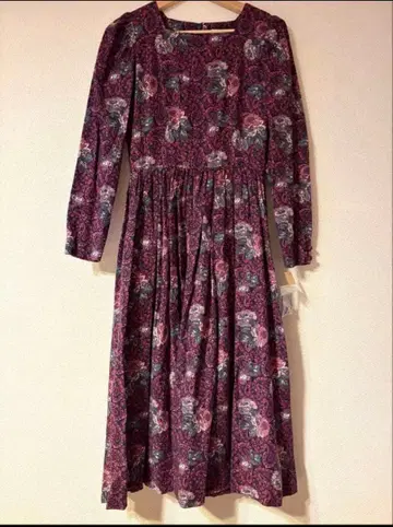 택 포함 새상품 로라 애슐리 페이즐리 꽃무늬 원피스 일본 제품