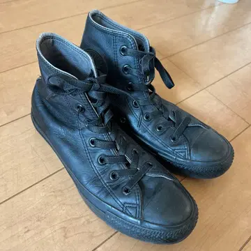 Converse 블랙 하이컷 스니커즈