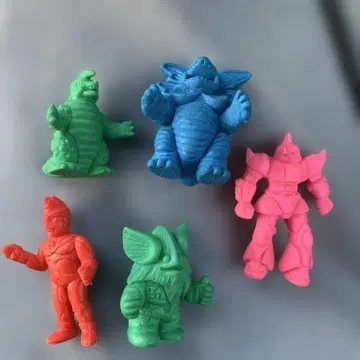 괴수 피규어 5개 세트