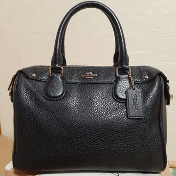 블랙 가죽 숄더백