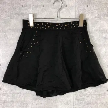 LOWRYS FARM 인디 시리즈 스터드 플레어 숏팬츠