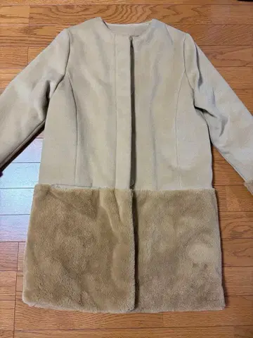 미사용 MURUA 캐러멜 색상 롱 코트 복슬복슬 따뜻한 코트 프리 사이즈