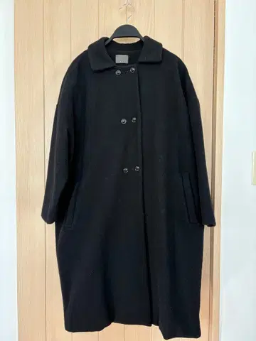 오로네 멜톤 코트