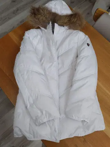 PERSON'S 퍼 포함 다운 자켓 화이트와 하운드투스 체크 리버서블