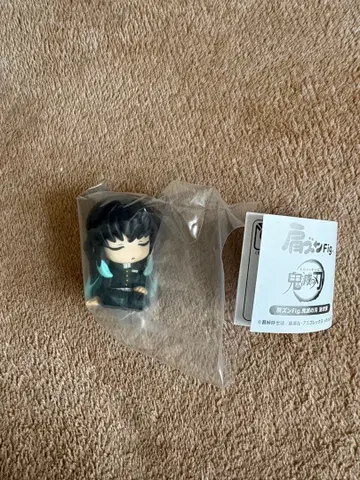 귀멸의 칼날 어깨 쿵 토키토 무이치로 가챠가챠