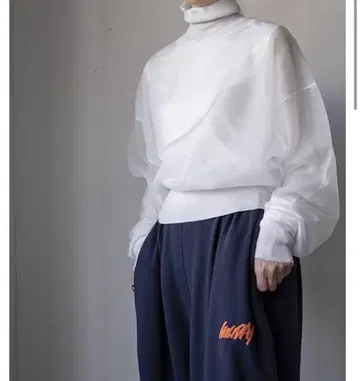 IIROT 이로트 SUKERU 쉬어 니트 터틀