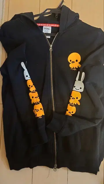 cune 지퍼 후드티