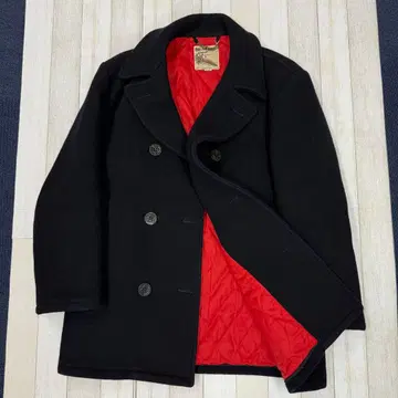 IVY LEAGUERS CLUB 블랙 피 코트 레드 안감