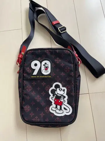 russet 디즈니 콜라보 숄더백