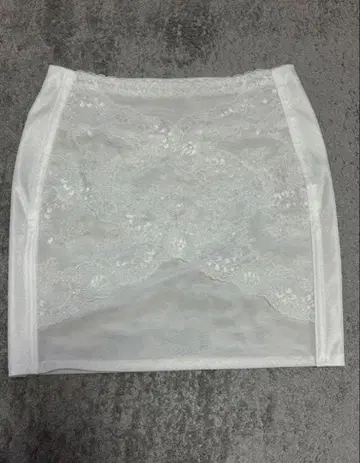 브라이덜 이너 아래 M 사이즈