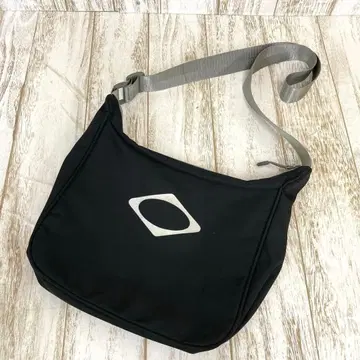 nm-1199) MSCHF 미스치프 로고 숄더백