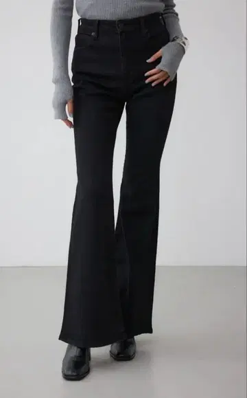 아줄바이마우지 플레어 블랙 플레어