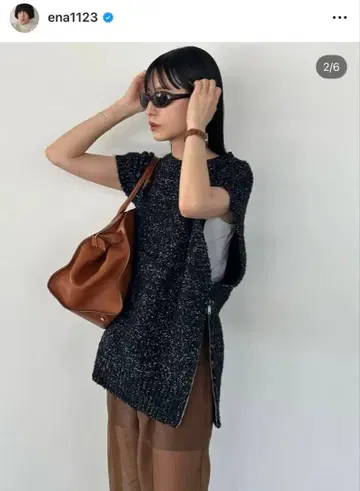 사이드 슬릿 니트 베스트