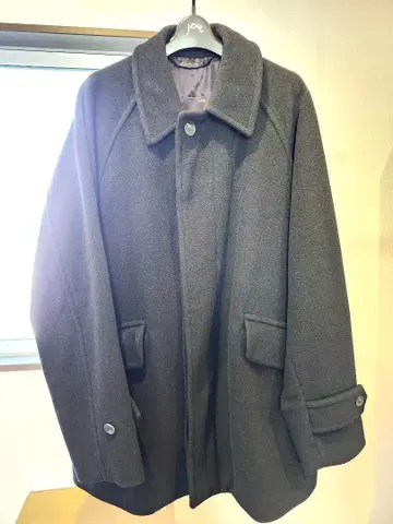 UNITED ARROWS 모사 발라칼라 하프 코트 brack