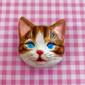 브라운 화이트 고양이 브로치