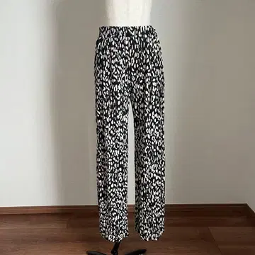 애니멀 프린트 와이드 팬츠