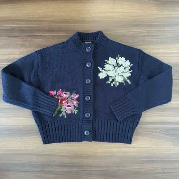 세븐텐 꽃무늬 자수 가디건 네이비 사이즈 1 SEVENTEN