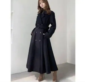 플레어 디자인 롱 코트 리젝시 블랙