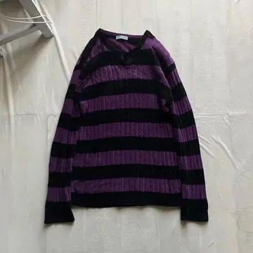 unknown / 굵은 보더 니트 퍼플 블랙 그런지