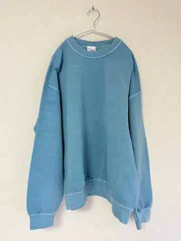 Rock Stanley 라이트 블루 맨투맨