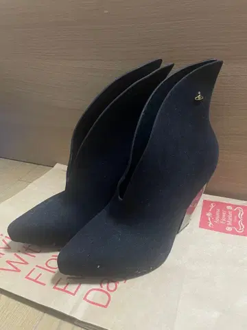 비비안 x Melissa 하이힐