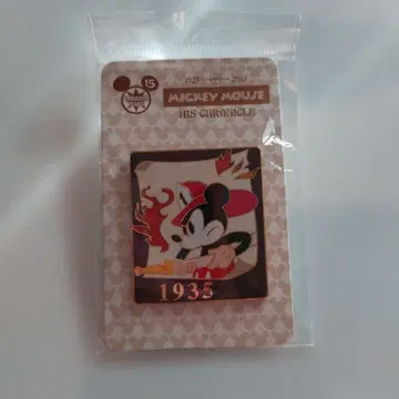 디즈니 스토어 핀 배지 미키