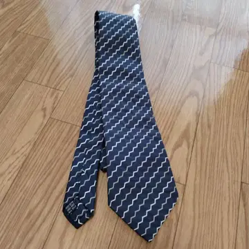 BELLINI 네이비 블루 파도 무늬 넥타이