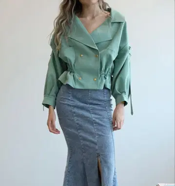 Jasmin Grandiflorum 숏 기장 그린 트렌치코트