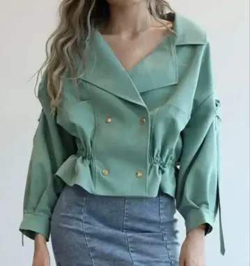 Jasmin Grandiflorum 숏 기장 그린 트렌치코트