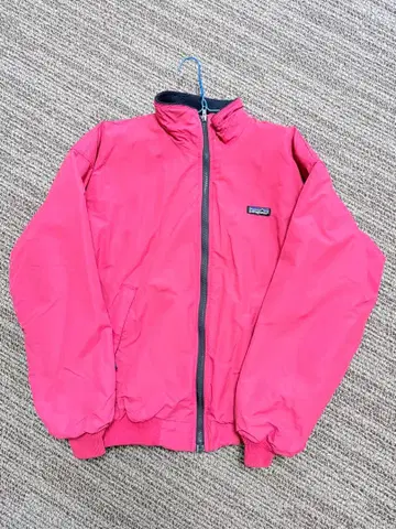 Patagonia 핑크 자켓