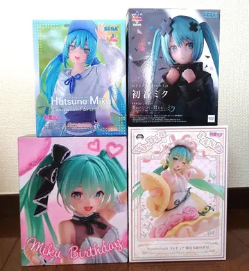 하츠네 미쿠 피규어 세트 4개