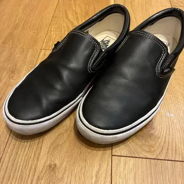 Vans 블랙 슬립온 가죽
