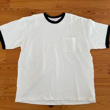 FREAK'S STORE 포켓 부착 T셔츠 S 사이즈 화이트