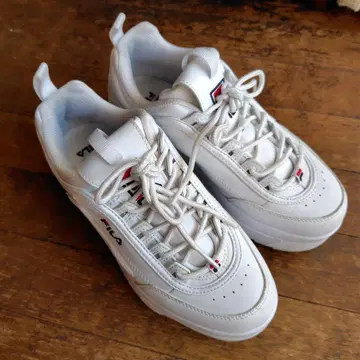 FILA 통굽 스니커즈 25cm