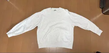 COS 릴랙스핏 그레이 맨투맨