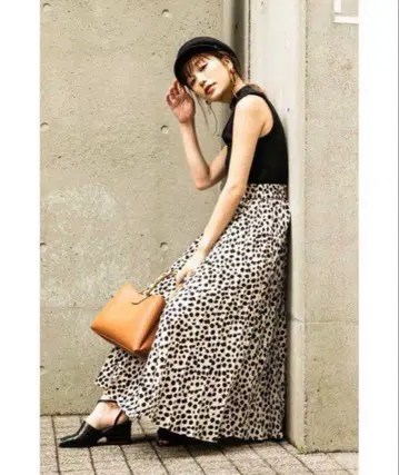 시착만 한 상품 프리즈마트 레오파드 변형 플리츠 스커트