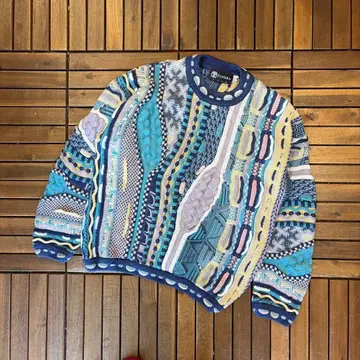 TUNDRA CANADA 3D 케이블 니트 풀오버 스웨터