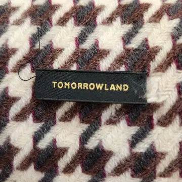 투모로우랜드 하운드투스 두꺼운 원단 스톨