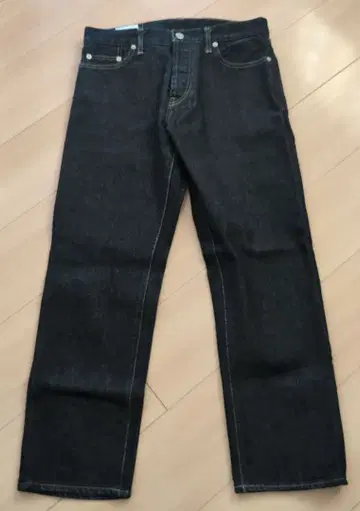 sasanqua by trees 레귤러 핏 데님