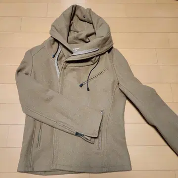 KATHARINE HAMNETT LONDON 후드 부착 자켓