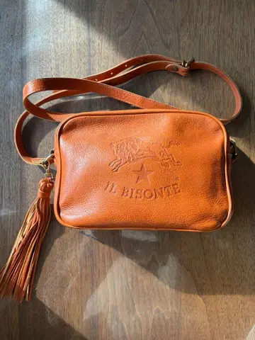 IL BISONTE 오렌지 가죽 숄더백