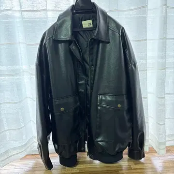 JaVa. 블랙 가죽 자켓