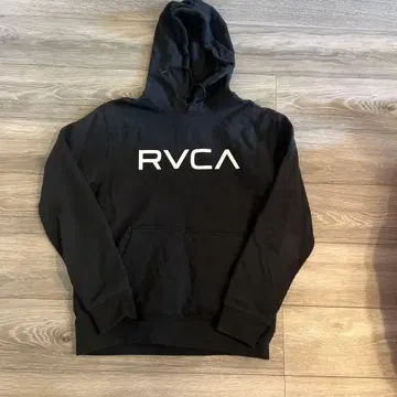 RVCA 블랙 후드 부착 후드티