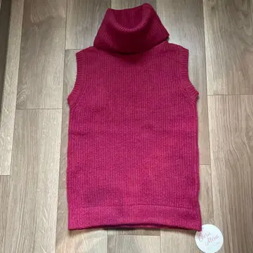 셰리모나 슬리브리스 니트 터틀 핑크 니트 깔끔한 니트