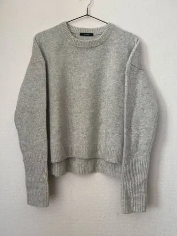 저널 스탠다드 울 혼방 크루넥 스웨터