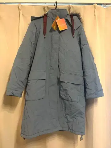 롱 다운 스카이블루 퍼 부착