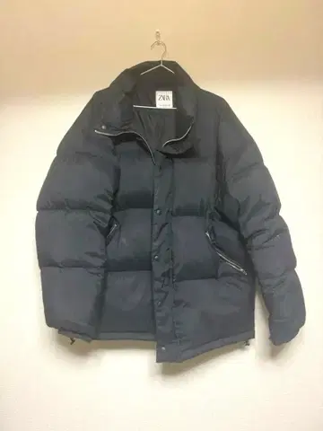 ZARA 블랙 다운 자켓